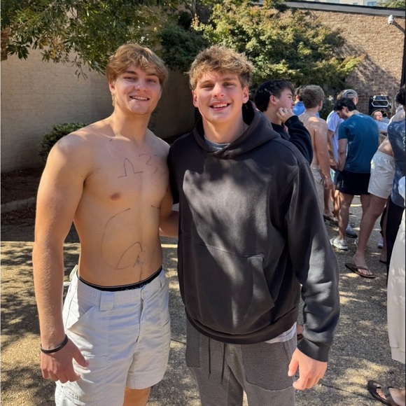 AUTHENTIC MAISON MARTIN MARGIELA HAS BEEN APPROVED BY POSHMARK POSH AUTHENTICATE - Picture 7 of 15